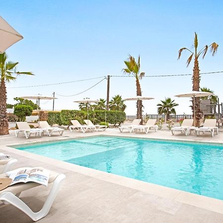 Malgrat De Mar Beachfront Village Bagian luar foto